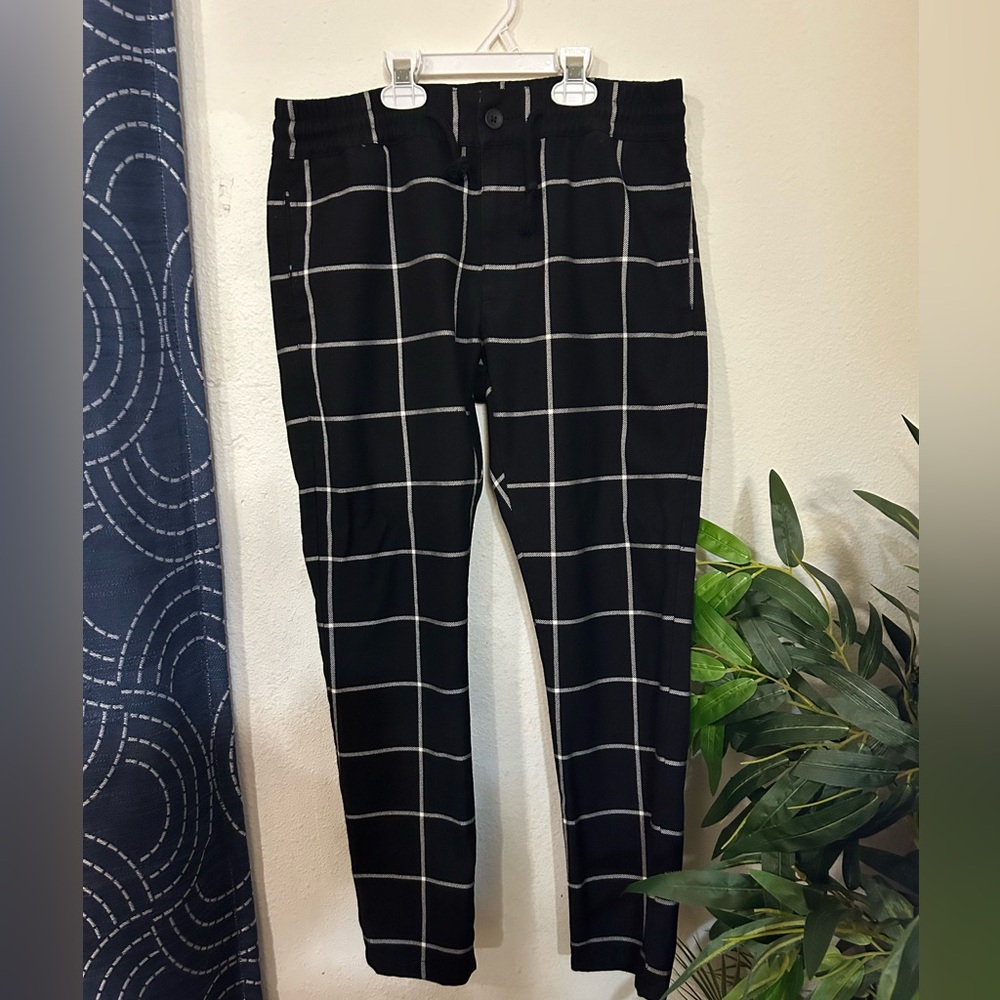 TOPMAN TAPERED CROP PANTS